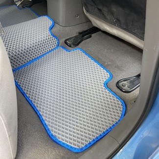 Коврики на Nissan Leaf (ZE0) 2009 - 2012 в Кирове