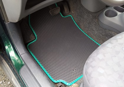 Коврики на Toyota Echo 1999 - 2006 в Кирове
