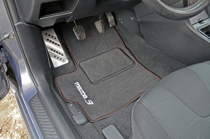 Коврики на Mazda 3 2003 - 2009 в Кирове