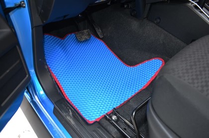 Коврики на Suzuki Jimny IV 2018 - 2025 в Кирове