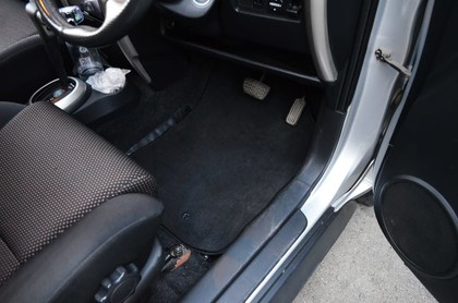 Ворсовые коврики на Toyota Ist I 2002 - 2007 в Кирове