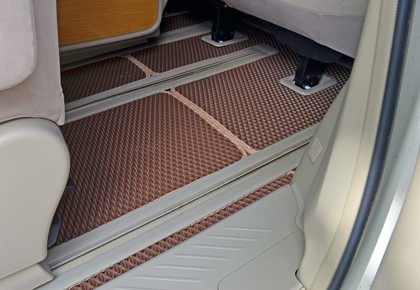 Ворсовые коврики на Toyota Estima III 2006 - 2019 в Кирове