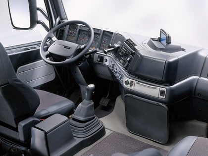 Коврики на Volvo FH I (FH12, FH16) 1993 - 2002 в Кирове