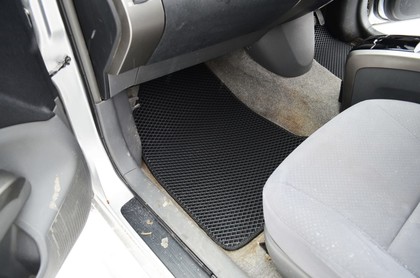 Ворсовые коврики на Toyota Prius (20) 2004 - 2009 в Кирове