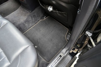 Коврики на Hyundai Genesis I 2008 - 2014 в Кирове