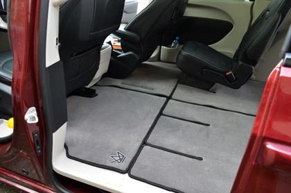 Коврики на Chrysler Pacifica II 2016 - 2025 в Кирове