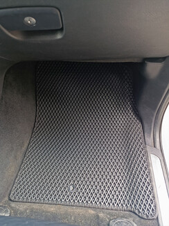 Ворсовые коврики на Jeep Grand Cherokee (WK2) 2010 - 2022 в Кирове Ворсовые коврики на Jeep Grand Cherokee (WK2) 2010 - 2022 в Кирове