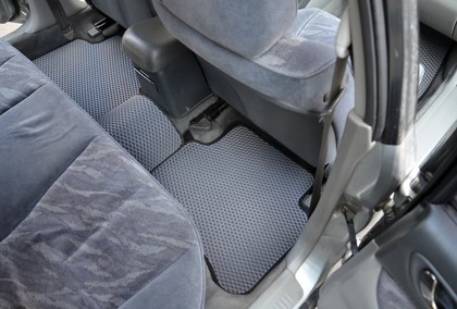 Коврики на Mitsubishi Galant VIII 1996 - 2005 в Кирове