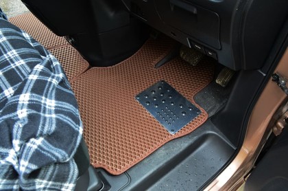Коврики на Nissan Serena (C26) 2010 - 2016 в Кирове