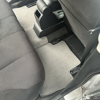 Ворсовые коврики на Nissan Tiida (C11) 2004 - 2014 в Кирове