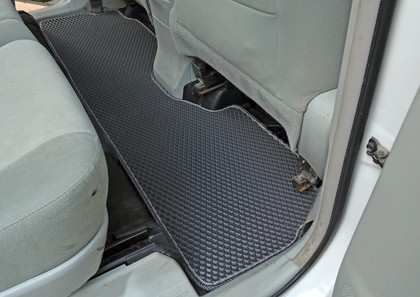 EVA коврики на Toyota Prius Alpha 2011 - 2021 в Кирове