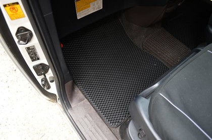 Коврики на Toyota Porte II 2012 - 2020 в Кирове