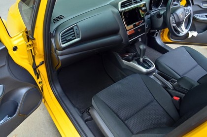 Ворсовые коврики на Honda Fit III 2013 - 2020 в Кирове