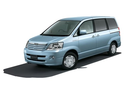 Ворсовые коврики на Toyota Noah (R60) 2001 - 2007 в Кирове