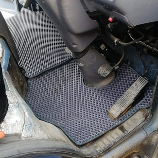 Коврики на Nissan Atlas (F23) 1992 - 2007 в Кирове