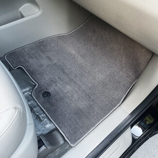 Коврики на KIA Carnival III 9 мест и 11 мест 2014 - 2021 в Кирове Коврики на KIA Carnival III 9 мест и 11 мест 2014 - 2021 в Кирове