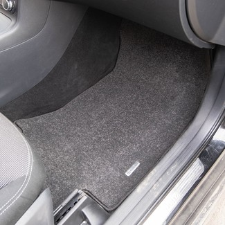 Коврики на Mercedes GLA (X156) 2014 - 2020 в Кирове