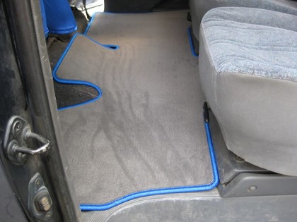Ворсовые коврики на Toyota Estima Emina (Lucida) 1990 - 2000 в Кирове