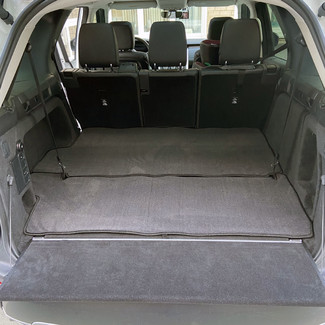 Коврики на Land Rover Discovery V 2016 - 2025 в Кирове