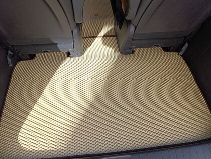 EVA коврики на KIA Carnival IV 11 мест 2020 - 2025 в Кирове EVA коврики на KIA Carnival IV 11 мест 2020 - 2025 в Кирове