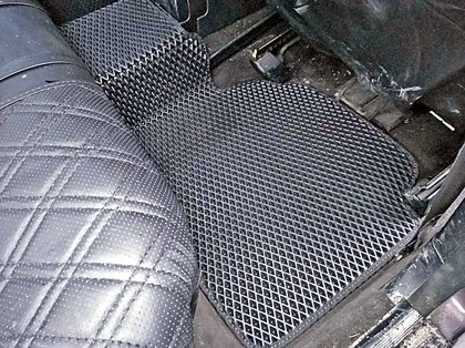 Коврики на Mercedes 190 (W201) 1982 - 1993 в Кирове