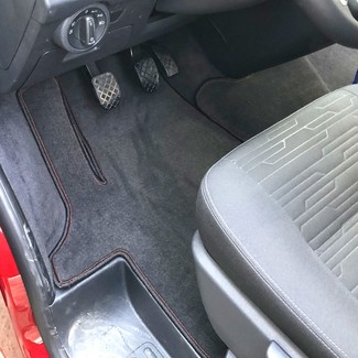 Коврики на Volkswagen Caravelle (T6) 2015 - 2019 в Кирове