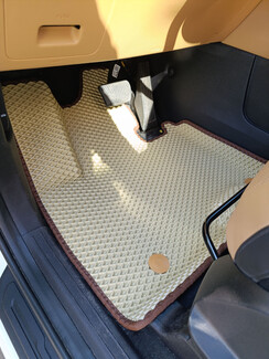 EVA коврики на KIA Carnival IV 11 мест 2020 - 2025 в Кирове EVA коврики на KIA Carnival IV 11 мест 2020 - 2025 в Кирове