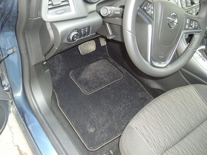 Коврики на Opel Astra J 2009 - 2015 в Кирове