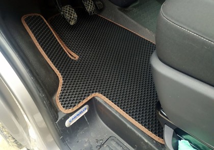 Коврики на Volkswagen Transporter (T5) 2003 - 2015 в Кирове