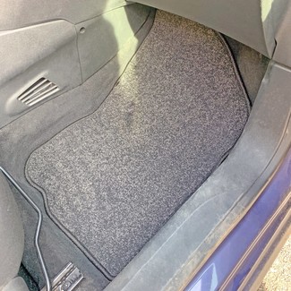 Коврики на Peugeot 208 2012 - 2019 в Кирове