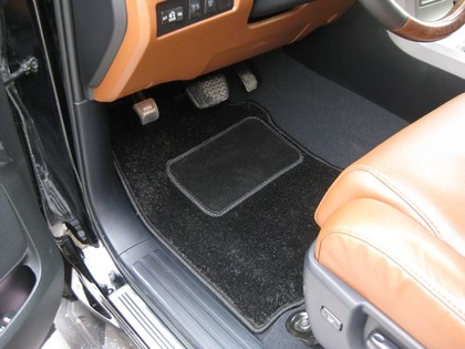 Коврики на Toyota Tundra II 2006 - 2022 в Кирове