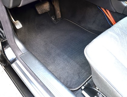 Ворсовые коврики на Mercedes E (W210) 1995 - 2002 в Кирове