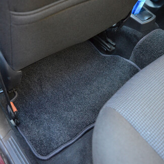 Ворсовые коврики на Ford Focus I 1998 - 2005 в Кирове Ворсовые коврики на Ford Focus I 1998 - 2005 в Кирове