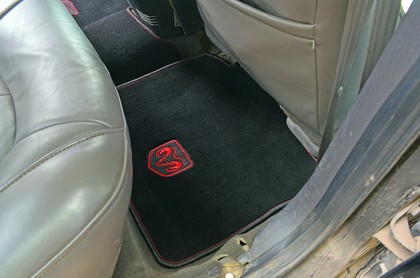 Коврики на Dodge Intrepid II 1997 - 2004 в Кирове