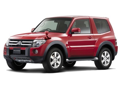 Коврики на Mitsubishi Pajero IV 2006 - 2021 в Кирове