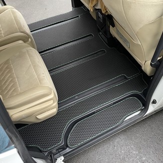 Коврики на Toyota Vellfire (H30) 2015 - 2023 в Кирове