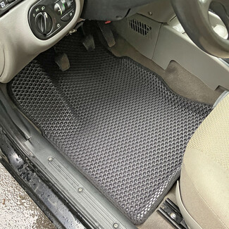 Коврики на Lada (ВАЗ) Kalina 2004&nbsp;-&nbsp;2018 в Кирове