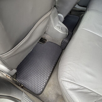 Ворсовые коврики на Ford Focus I 1998 - 2005 в Кирове Ворсовые коврики на Ford Focus I 1998 - 2005 в Кирове