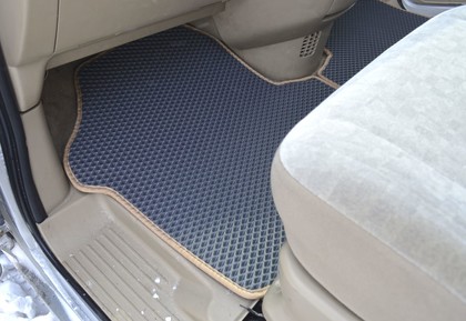 Ворсовые коврики на Nissan Serena (C24) 1999 - 2005 в Кирове