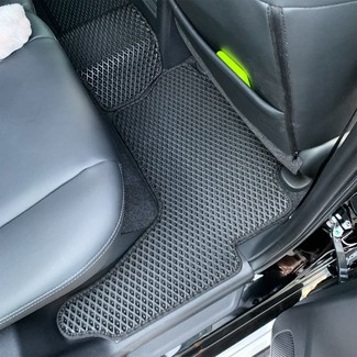 Коврики на Mitsubishi Montero Sport III 2015 - 2025 в Кирове