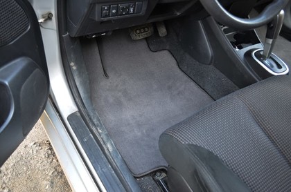 Ворсовые коврики на Nissan Tiida (C11) 2004 - 2014 в Кирове