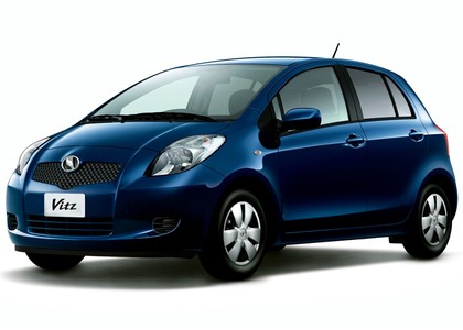 Коврики на Toyota Vitz II 2005 - 2010 в Кирове