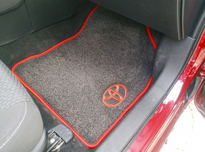 Коврики на Toyota Corolla (E18) 2012 - 2019 в Кирове