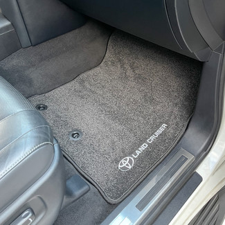 Коврики на Toyota Land Cruiser 200 2007 - 2021 в Кирове