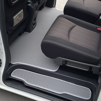 Коврики на Nissan Serena (C26) 2010 - 2016 в Кирове