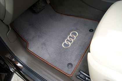 Коврики на Audi Q5 I 2008 - 2017 в Кирове