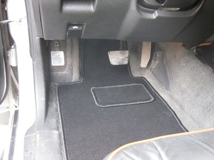 Коврики на Hummer H3 2005 - 2010 в Кирове
