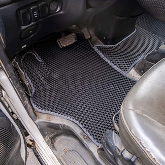 Коврики на Hyundai Starex 1996 - 2007 в Кирове