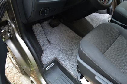 Коврики на Volkswagen Caravelle (T6) 2015 - 2019 в Кирове