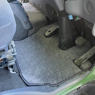 Коврики на Isuzu Forward V широкая кабина 2007 - 2025 в Кирове